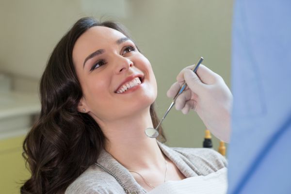 L’importance de l’examen et du nettoyage dentaire - Clinique dentaire Petite Patrie